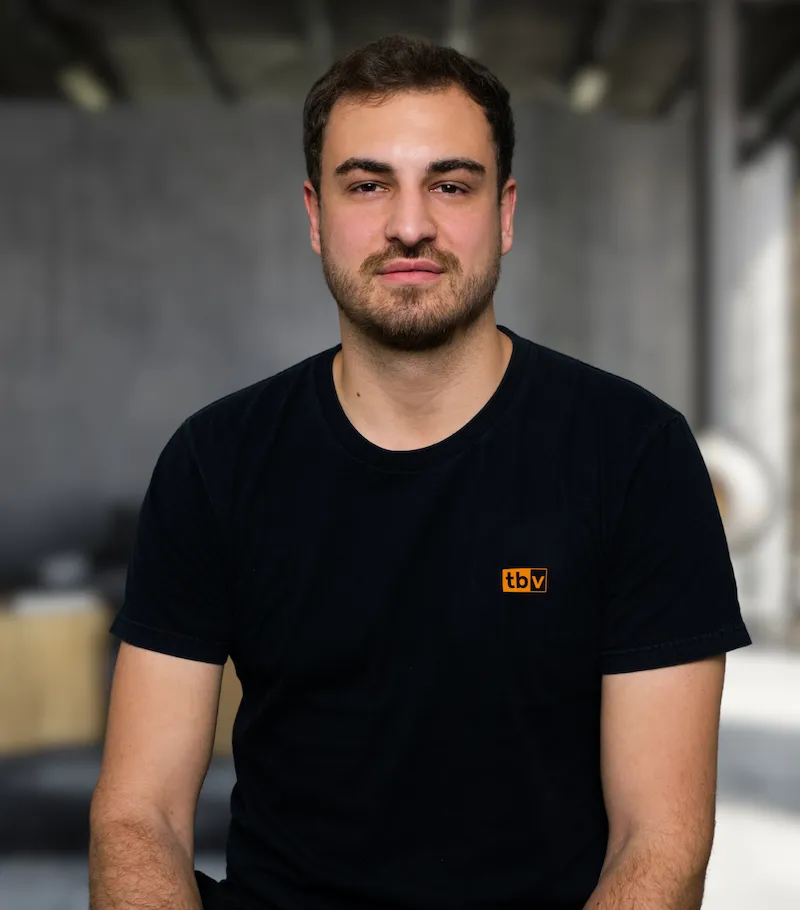 Tobi Bauer